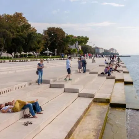 Close To The Centre, 2-bedroom Apartment Zadar